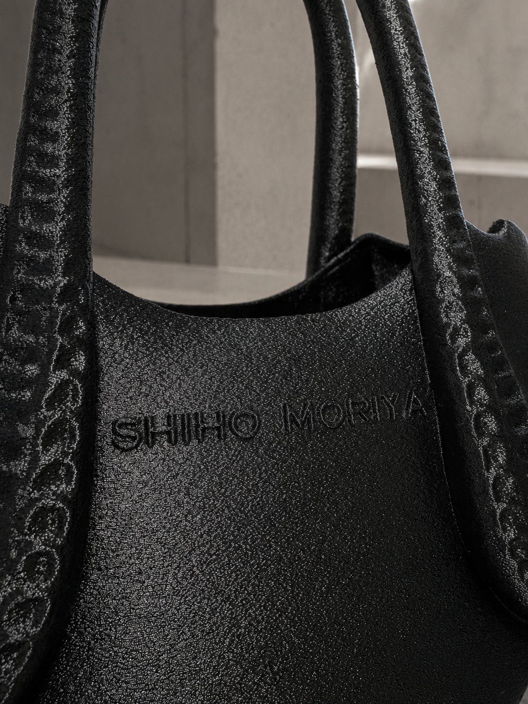Detail: handle opening